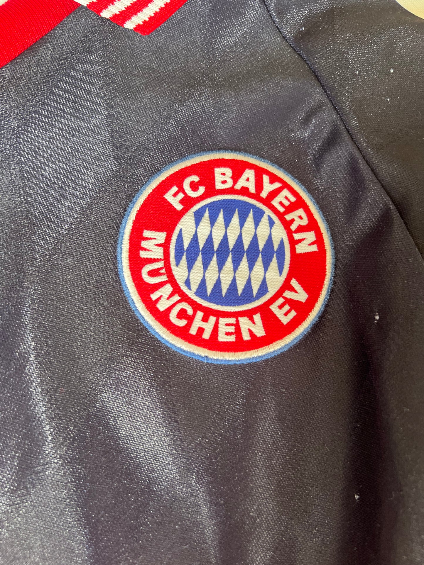 BAYERN MÜNCHEN 97/98 AWAY L